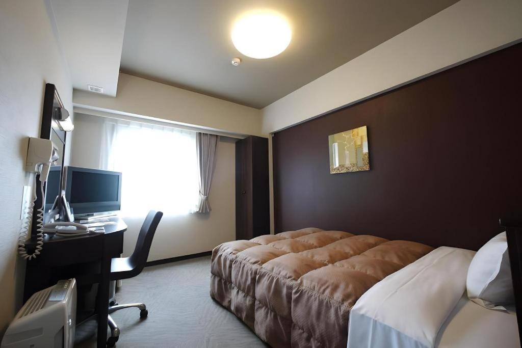 Hotel Route Inn Hirosaki Ekimae Zewnętrze zdjęcie